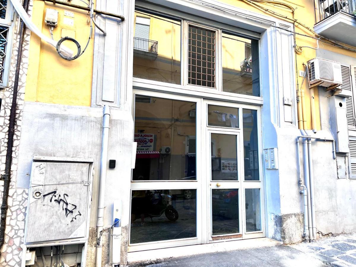 Casa Vacanza Da Zia Susetta Наполи Екстериор снимка