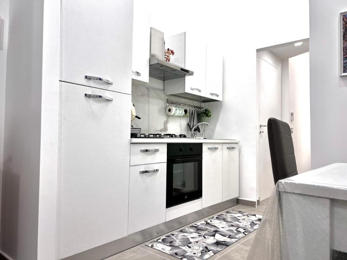 Casa Vacanza Da Zia Susetta Наполи Екстериор снимка